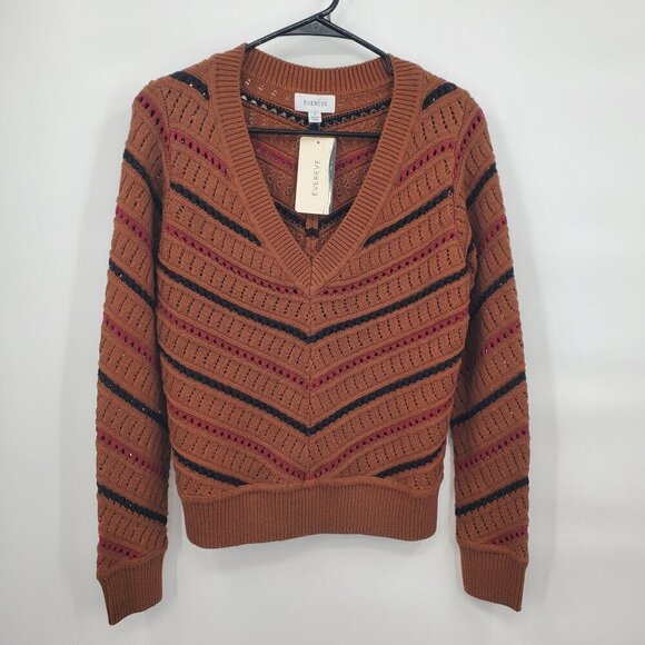 Everee Sawyer Chevron Pullover Sweater Top Women Size Small NWT V Neck Knit - Picture 3 of 14